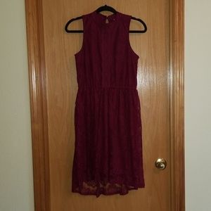 Girls Burgundy lace dress, XL 14/16